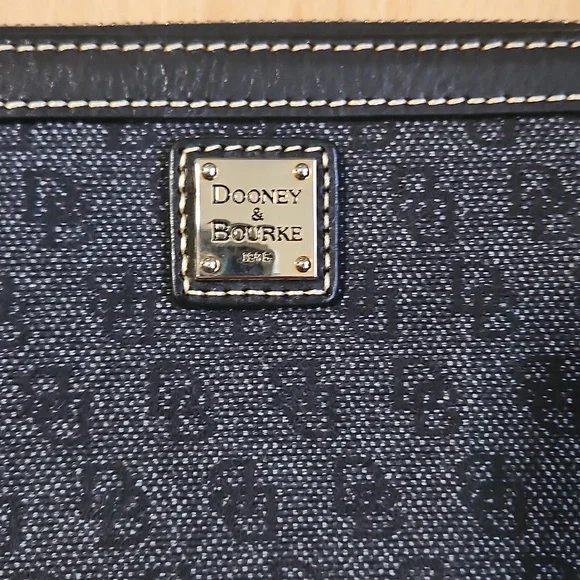 Dooney & Bourke Black Logo &Leather Wristlet with Monogram. - Picture 2 of 9